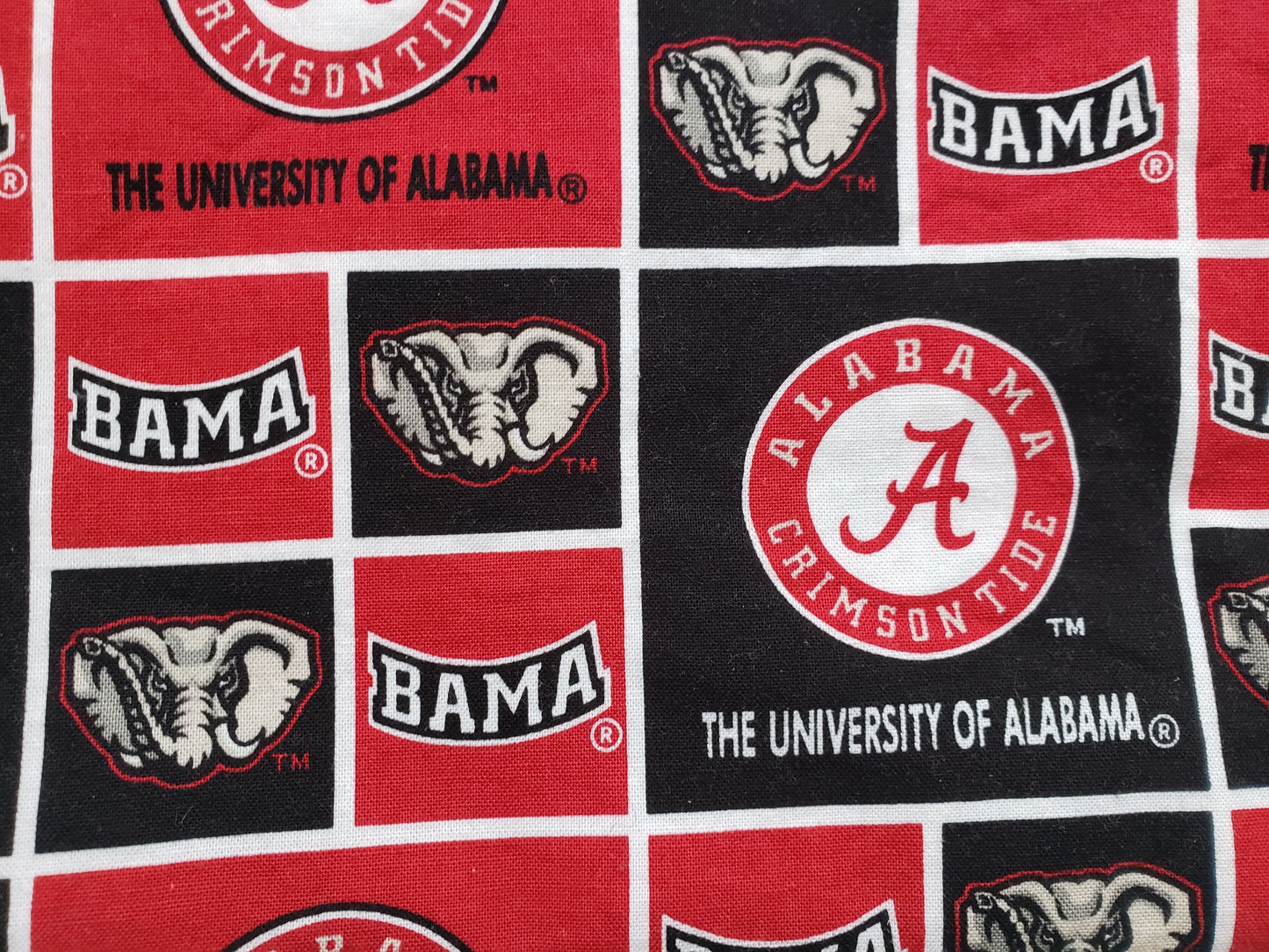 University of Alabama Crimson Tide block Clip on Dog Bandana With Buckle Pet Cat Bandanna Scarf ncaa Handmade to Order