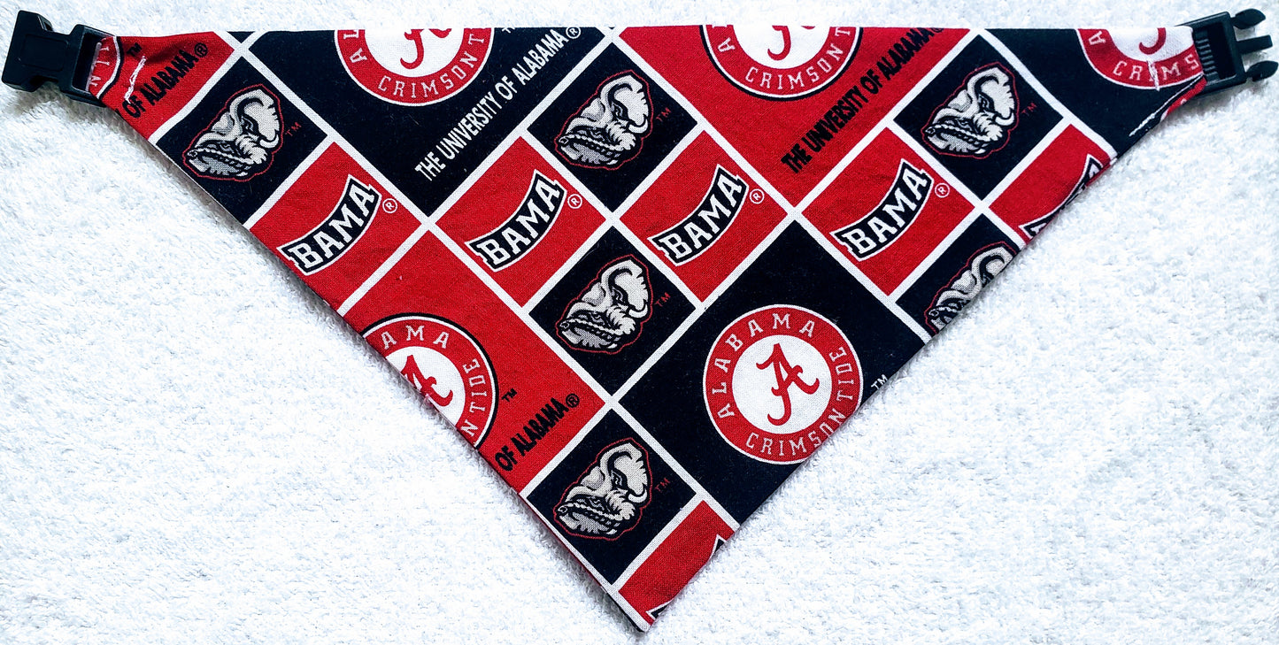 University of Alabama Crimson Tide block Clip on Dog Bandana With Buckle Pet Cat Bandanna Scarf ncaa Handmade to Order