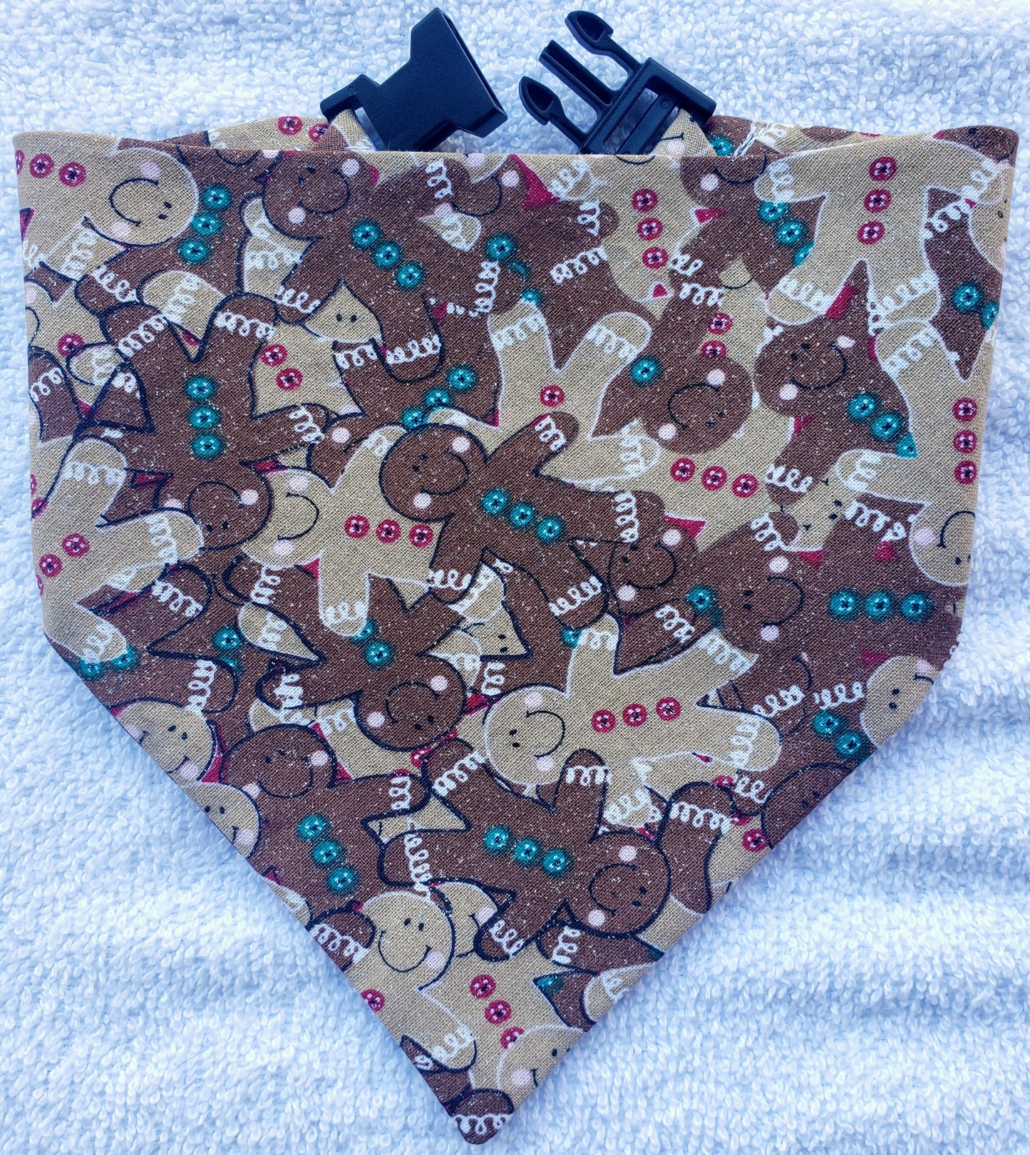 Clip on Dog Bandana With Buckle Pet Cat Bandanna Scarf Christmas Gingerbread Brown Tan Man Cookies Holiday Winter Handmade to Order