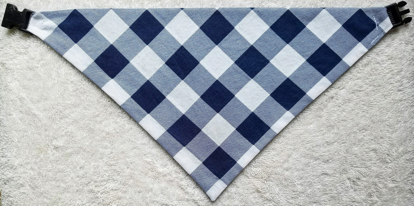 Clip on Dog Bandana With Buckle Pet Cat Bandanna Scarf Blue White Buffalo Plaid Buffalo Check Handmade