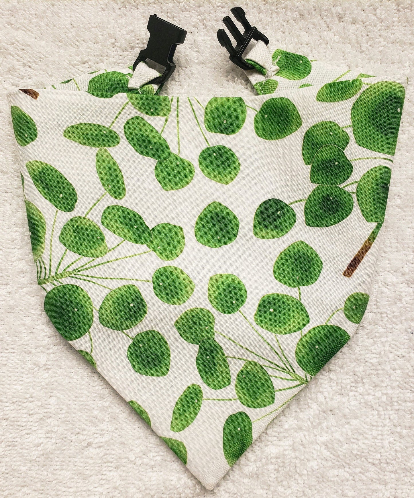 Clip on Dog Bandana With Buckle Pet Cat Bandanna Scarf Green Houseplant Plant Leaves Pilea Friendship Plant Handmade to Order
