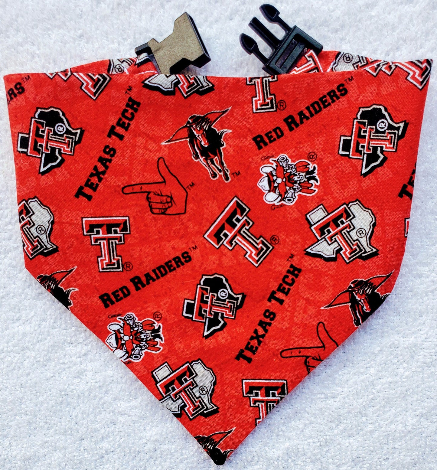 Texas Tech University Red Raiders Clip on Dog Bandana With Buckle Pet Cat Bandanna Scarf ncaa Handmade to Order