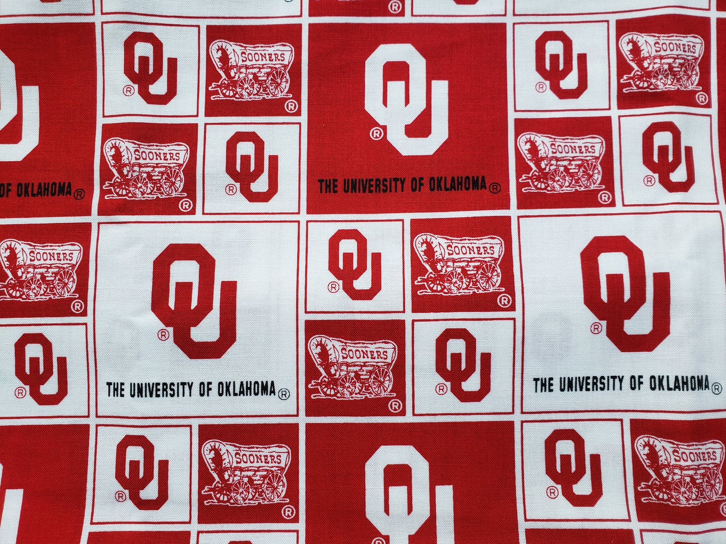 University of Oklahoma OU Sooners Clip on Dog Bandana With Buckle Pet Cat Bandanna Scarf ncaa Handmade to Order
