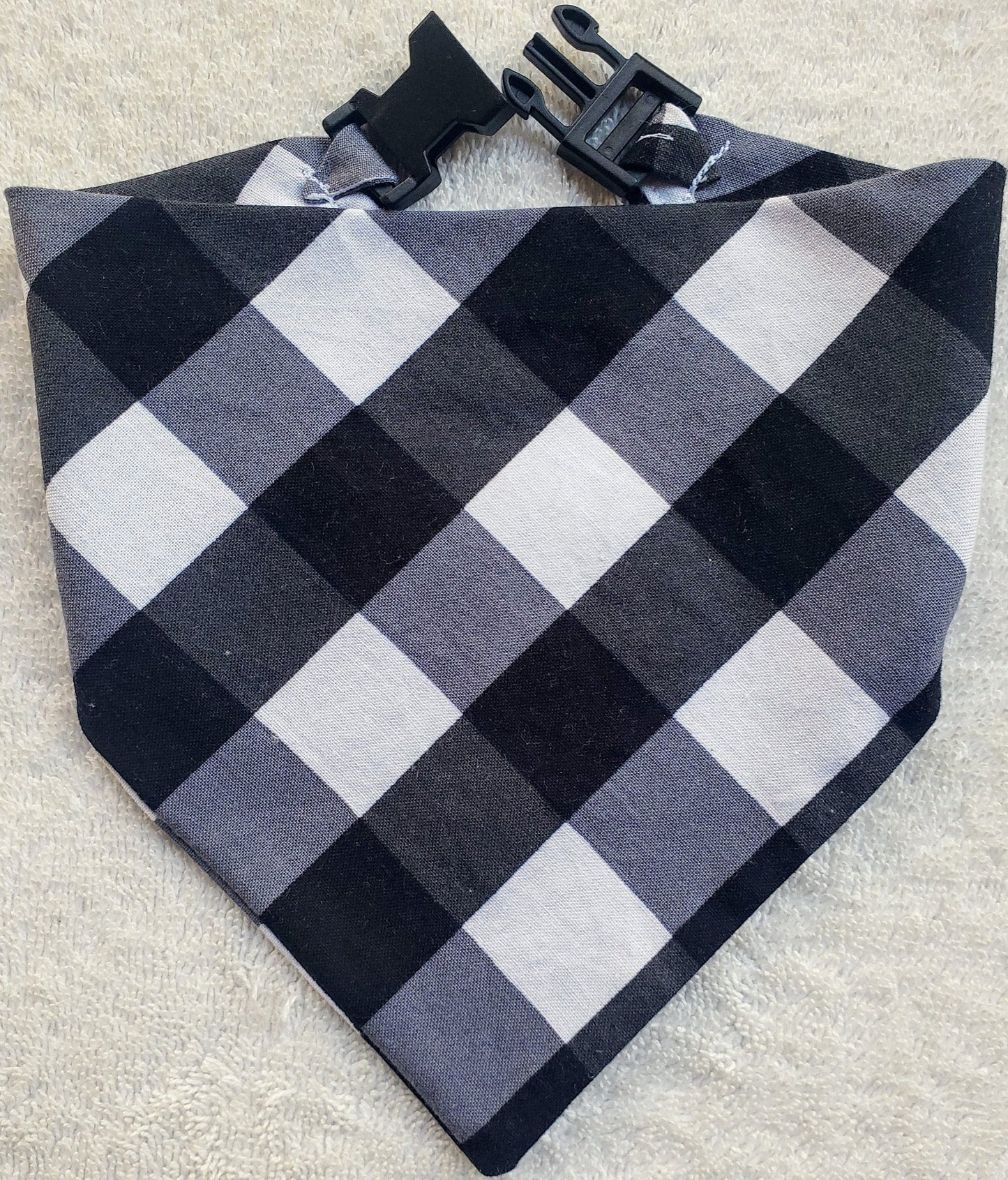 Clip on Dog Bandana With Buckle Pet Cat Bandanna Scarf Large White Buffalo Plaid Buffalo Check Christmas Handmade to Order