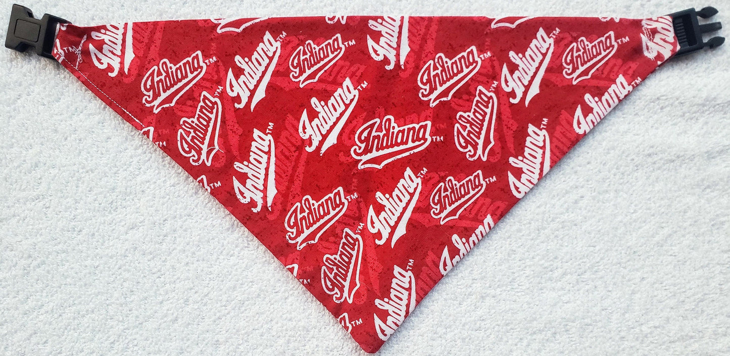 Indiana University Hoosiers Clip on Dog Bandana With Buckle Pet Cat Bandanna Scarf ncaa Handmade to Order
