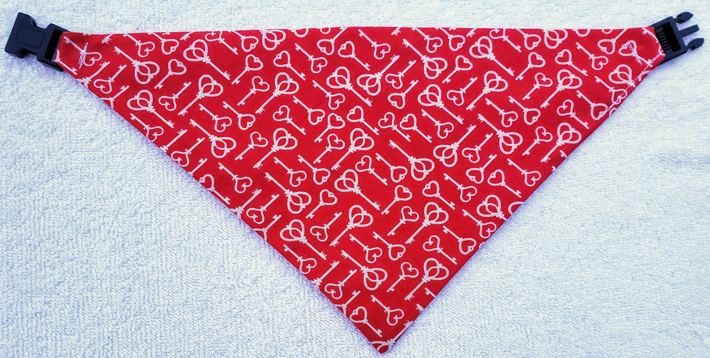Clip on Dog Bandana With Buckle Pet Cat Bandanna Scarf Valentine's Day Red Key to my Heart Print Handmade to Order
