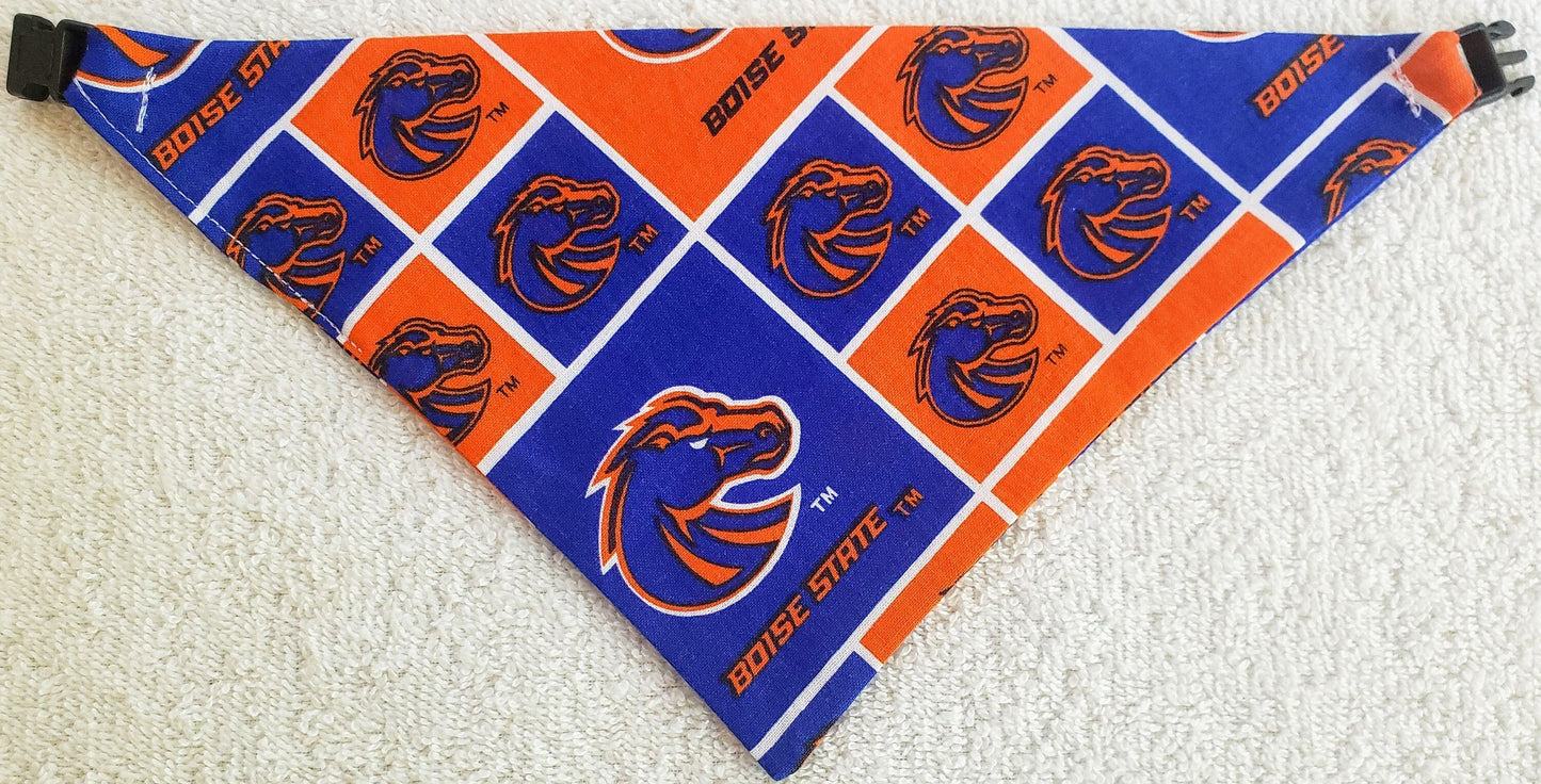 BOISE STATE University BSU BRONCOS Clip on Dog Bandana With Buckle Pet Cat Bandanna Scarf ncaa Handmade to Order