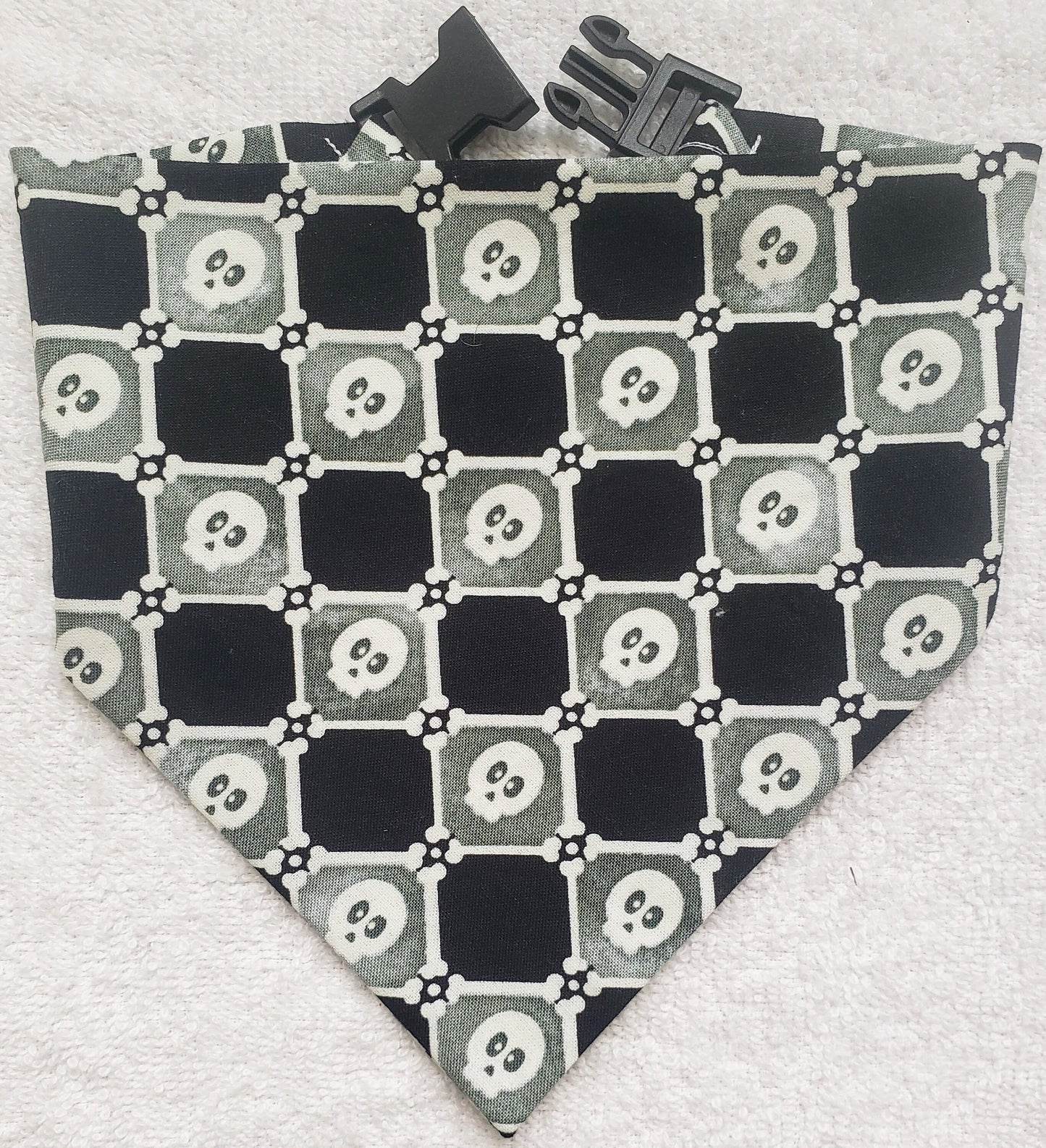 Clip on Dog Bandana With Buckle Pet Cat Bandanna Scarf Black & White Skulls Halloween Fall Glow in the Dark Handmade to Order