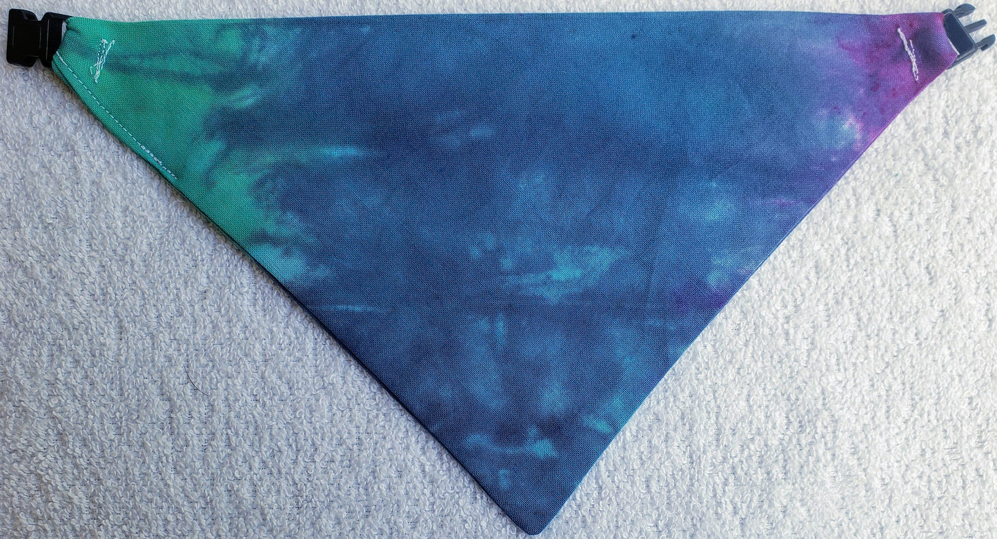 Clip on Dog Bandana With Buckle Pet Cat Bandanna Scarf Tie Dye Hand Dyed Green Blue Purple Colorful Ocean Print Handmade READY TO SHIP