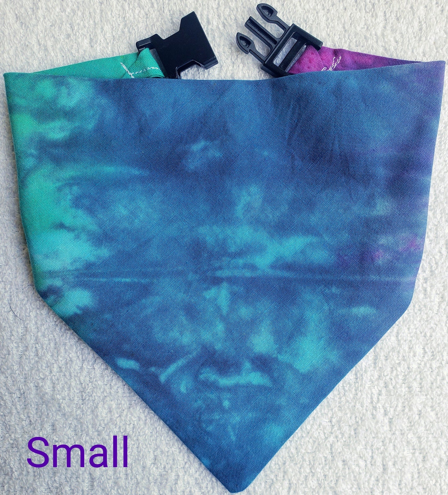 Clip on Dog Bandana With Buckle Pet Cat Bandanna Scarf Tie Dye Hand Dyed Green Blue Purple Colorful Ocean Print Handmade READY TO SHIP