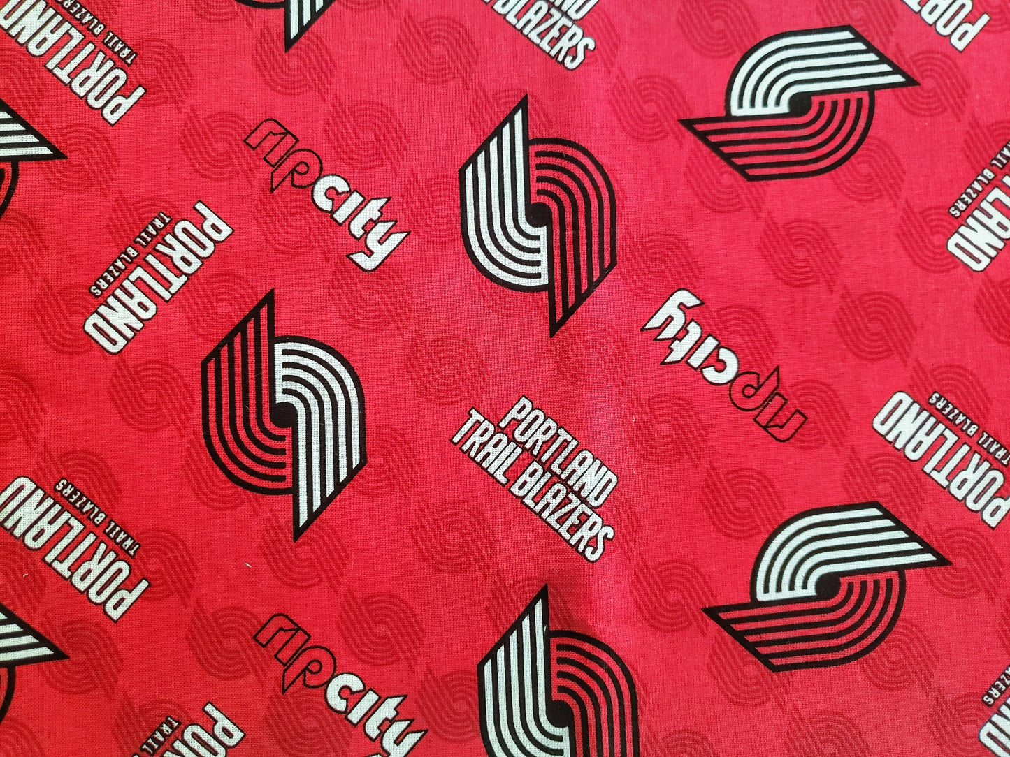 PORTLAND TRAIL BLAZERS Basketball nba Clip on Dog Bandana With Buckle Pet Cat Bandanna Scarf Handmade to Order
