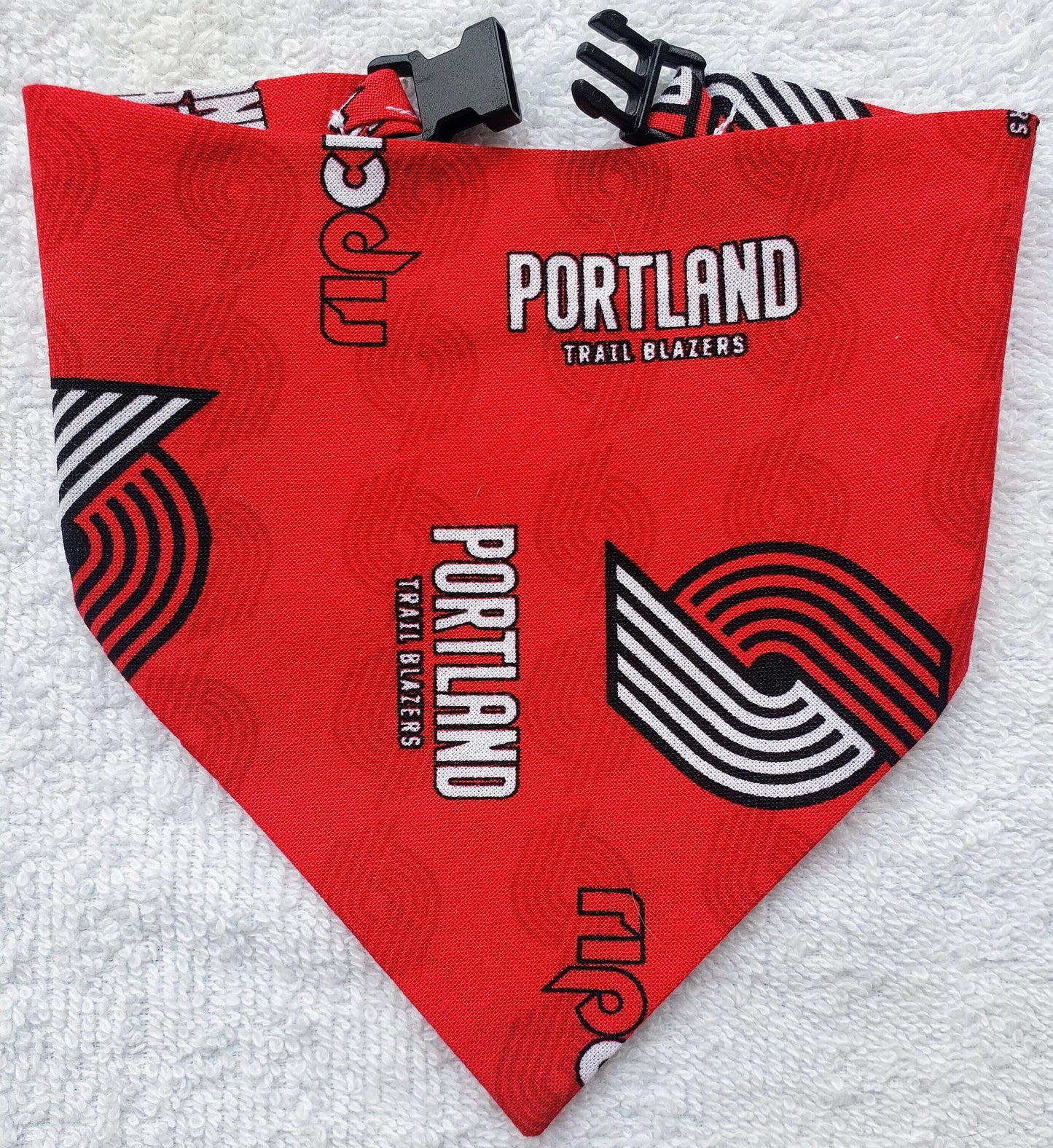 PORTLAND TRAIL BLAZERS Basketball nba Clip on Dog Bandana With Buckle Pet Cat Bandanna Scarf Handmade to Order