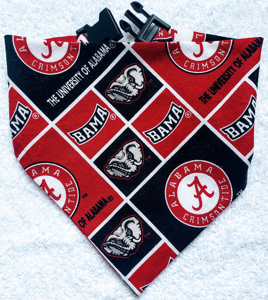 University of Alabama Crimson Tide block Clip on Dog Bandana With Buckle Pet Cat Bandanna Scarf ncaa Handmade to Order