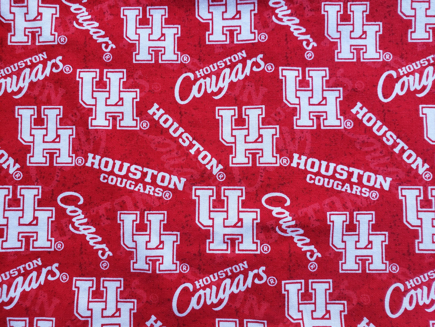 University of Houston Cougars Clip on Dog Bandana With Buckle Pet Cat Bandanna Scarf ncaa Handmade to Order