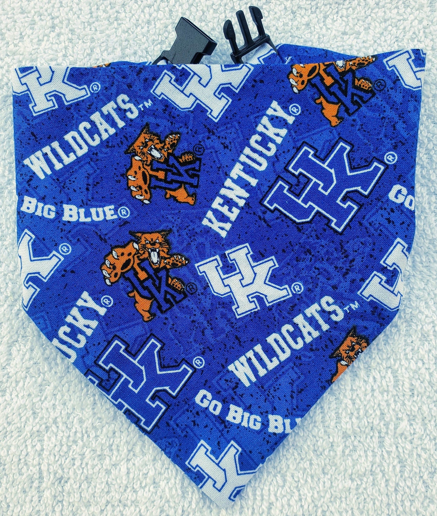 Clip on Dog Bandana With Buckle Pet Cat Bandanna Scarf University of KENTUCKY WILDCATS ncaa uk Handmade to Order